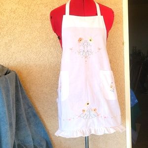 Delightful Cotton Embroidered Flower Floral Bib Apron OSFM